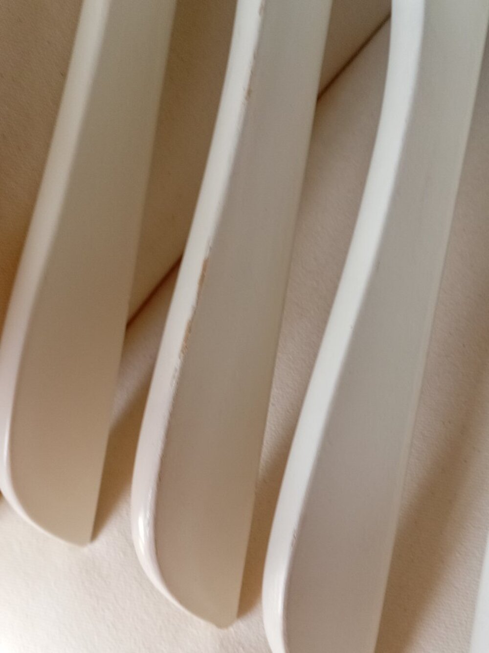 Solid Wood Hangers Natural & White Lot Of 11 - Picture 7 of 14